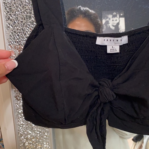 Black crop top - Picture 3 of 5